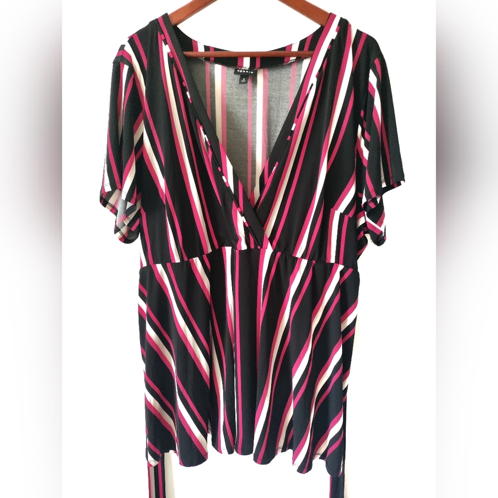 Torrid V-Neck Stripe Top 3x